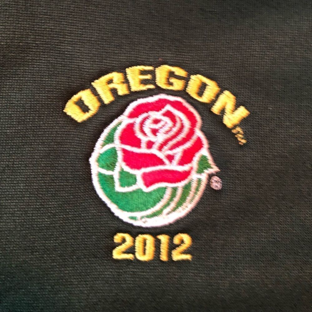 2012 Oregon Rose Bowl Antiqua track jacket with 2  side & 1 chest pocket - EUC